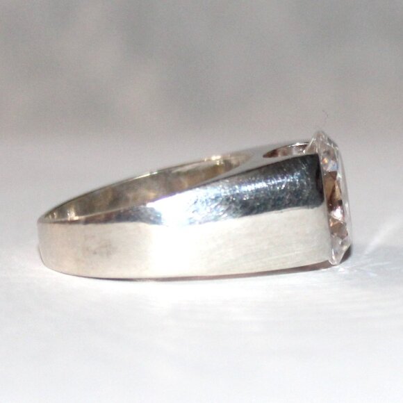 Sterling Silver Chunky Cubic Zirconia Ring 8 Grams SZ 7.5 - Picture 4 of 7